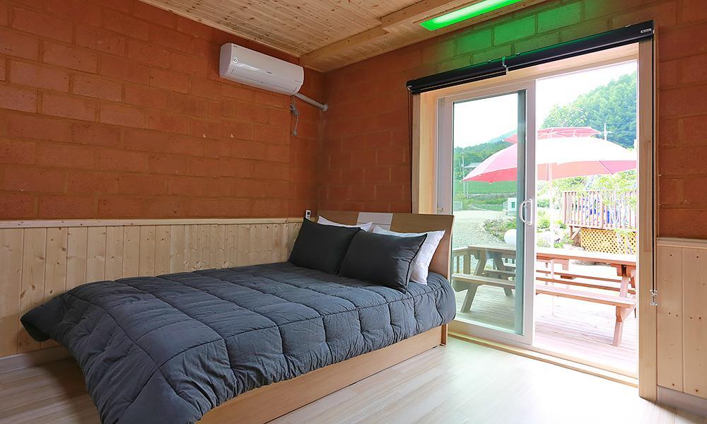 Rainbow Hwangto Pension Пхёнчхан Экстерьер фото