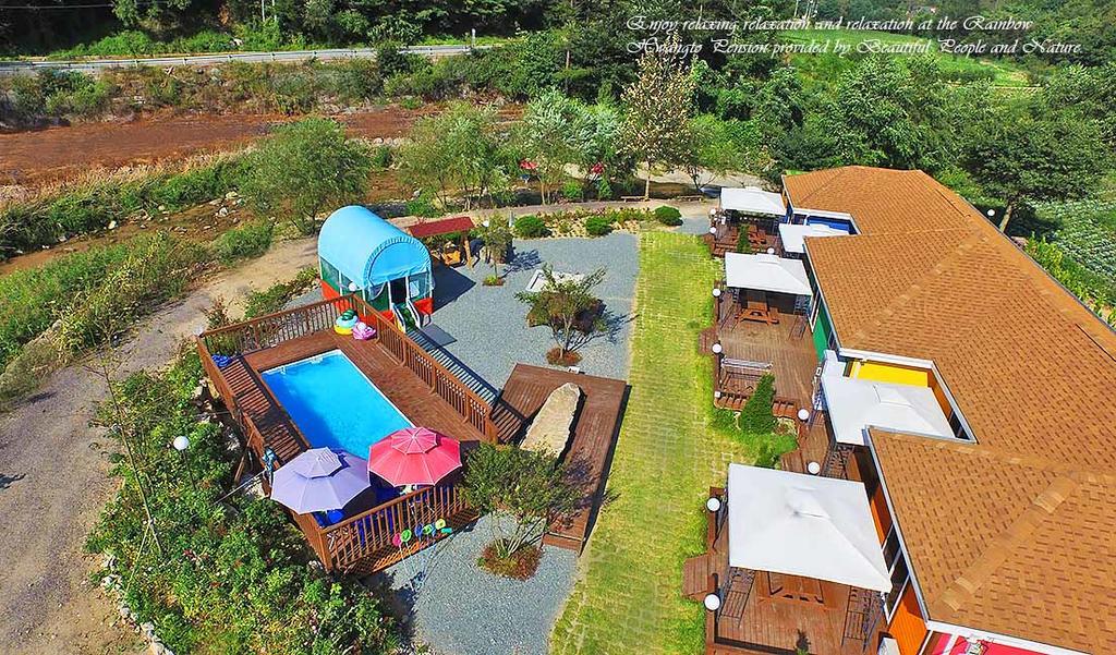Rainbow Hwangto Pension Пхёнчхан Экстерьер фото